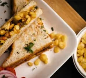 Best Cheese corn sandwich with bread and butter in Saint Paul