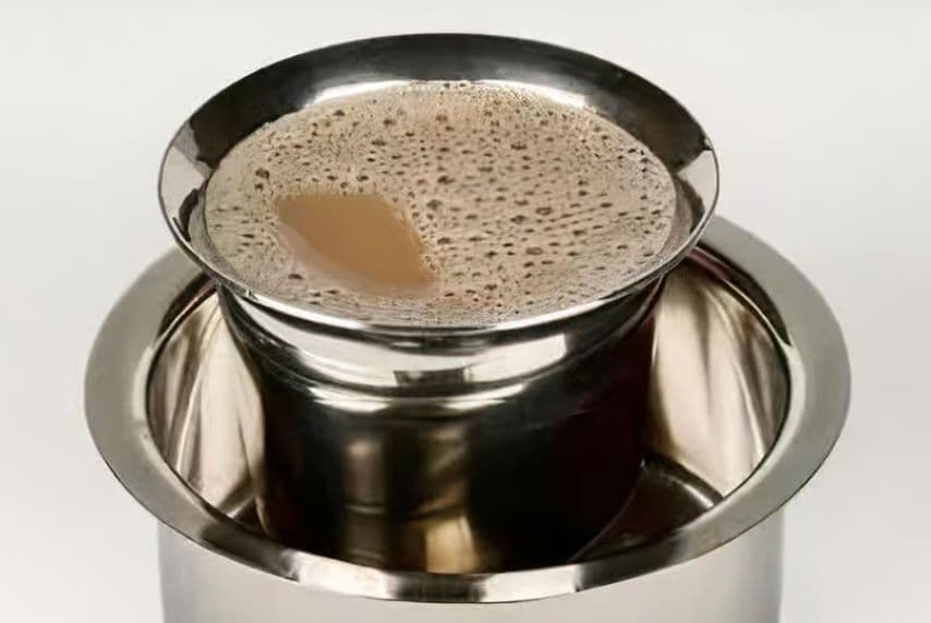 Best cup of desi-style coffee served with froth in Saint Paul