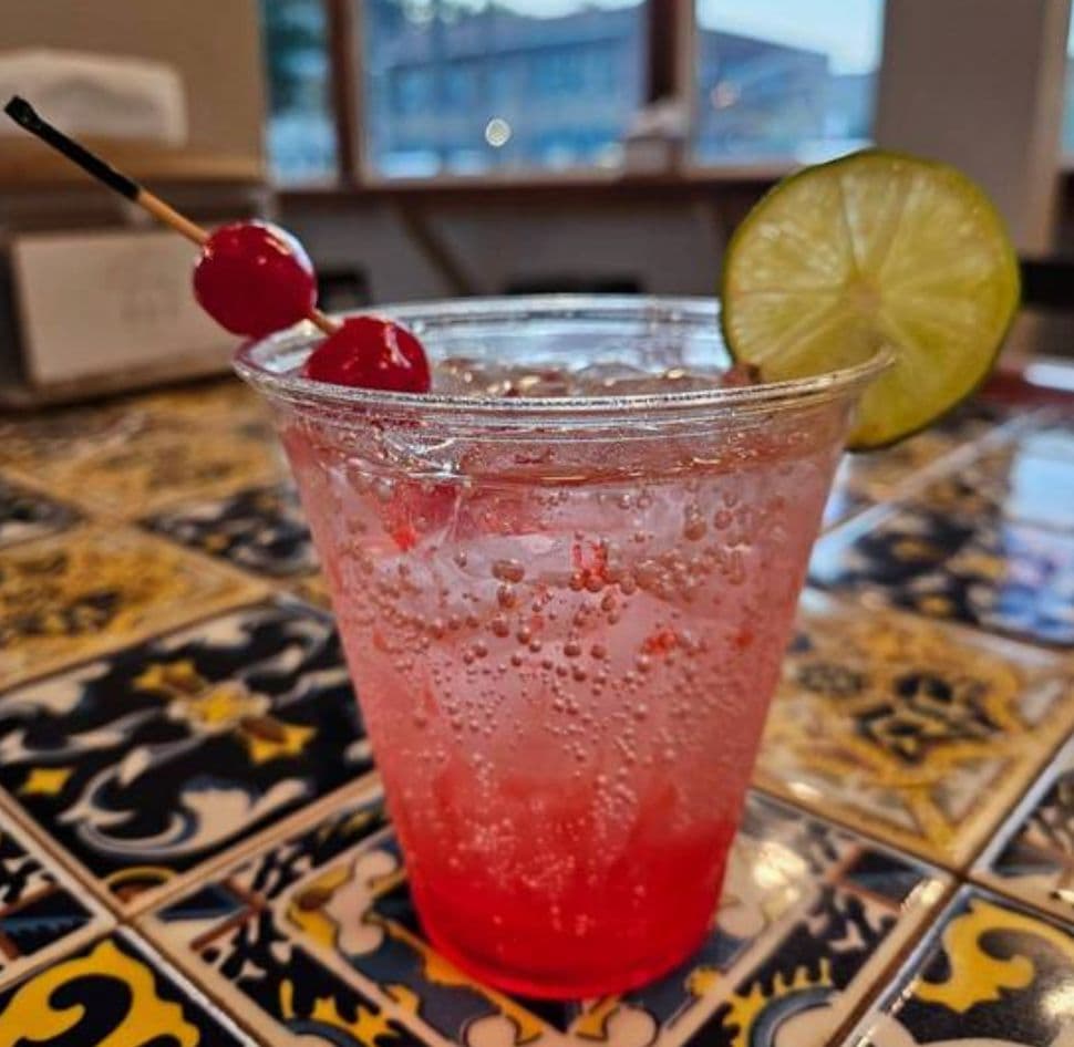 Best glass of rose-flavored lemonade with petals in Saint Paul